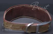 Charger l'image dans la galerie, Handcrafted collar