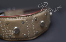 Charger l'image dans la galerie, Leather collar