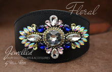 Charger l'image dans la galerie, Floral Style Dog Collar