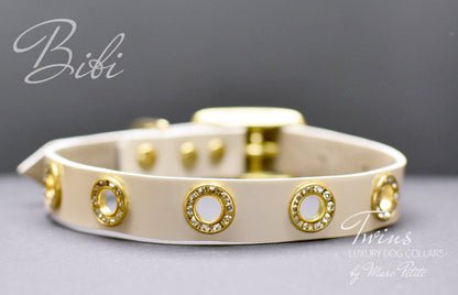 Chic white dog collar