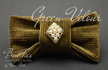 Load image into Gallery viewer, Green Velour Dog Bow Tie