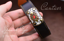 Load image into Gallery viewer, Exclusive dog collar in black leather and golden settings