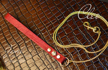 Charger l&#39;image dans la galerie, Luxury Dog Show Leash Red Fur Leather &amp; Gold Plated Panthere &amp; Snake Chain